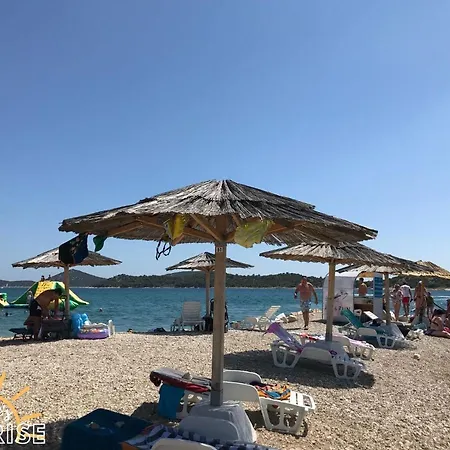 Daire Tribunj Sunrise Tribalj