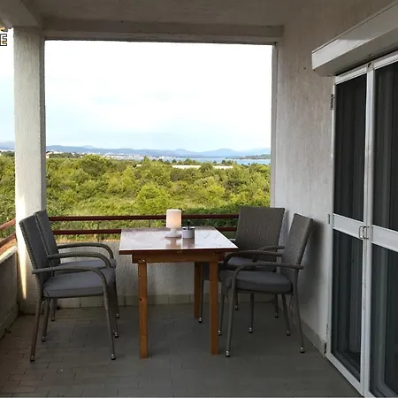 Apartamento Tribunj Sunrise *