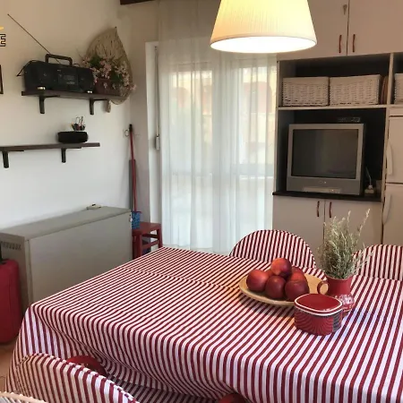 Apartamento Tribunj Sunrise